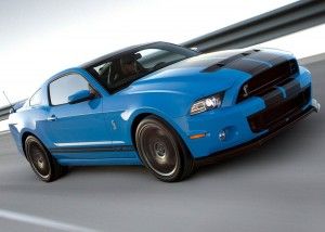 Shelby GT 500 : une Mustang lancée à 320 km/h !