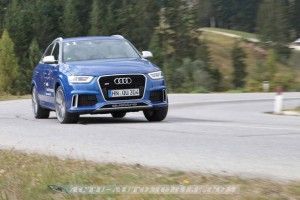 Audi-RSQ3-54_mini