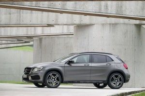 Mercedes-GLA-2