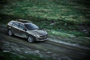 Volvo Cars reveals new V60 Cross Country