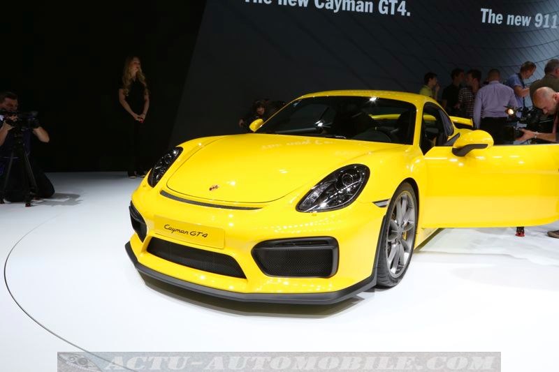 Porsche Cayman GT4