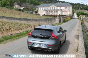 V40 R-DESIGN T5