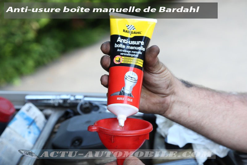 Révision d'une voiture ancienne avec des produits Bardahl