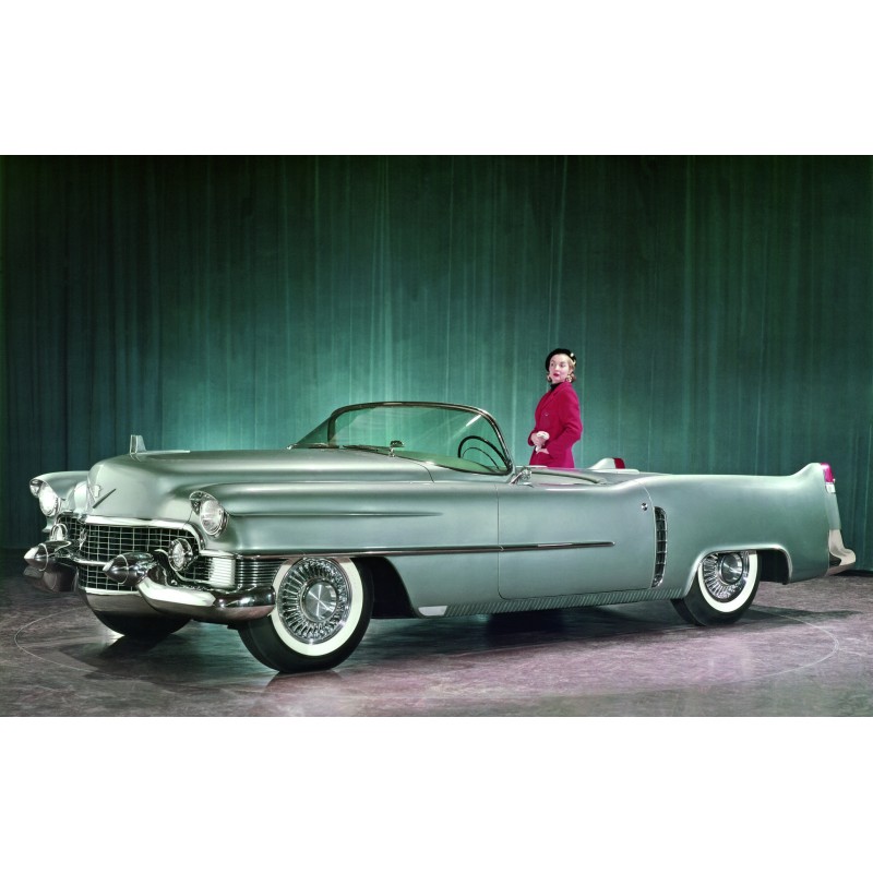 Livre : Cadillac, un faste particulier
