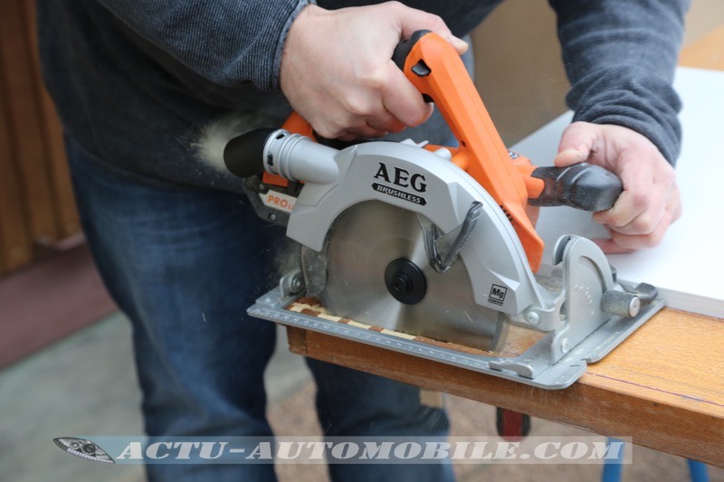 Test scie circulaire AEG BKS 18 BL