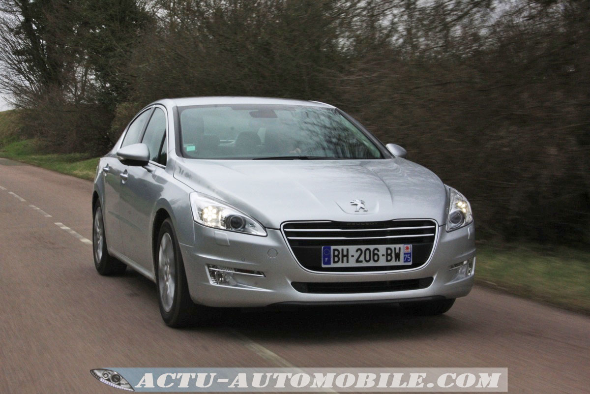 Essai comparatif Peugeot 508, Citroën C5, Renault Laguna