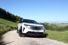 Essai-Peugeot-e-5008-2025_-10