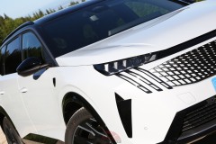 Essai-Peugeot-e-5008-2025_-12