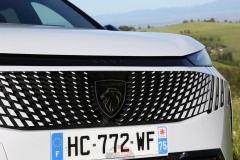 Essai-Peugeot-e-5008-2025_-17