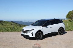 Essai-Peugeot-e-5008-2025_-27