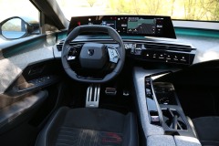 Essai-Peugeot-3008-Hybrid-2025_-40