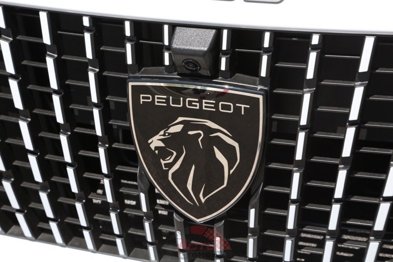 Essai-Peugeot-e2008-2023_16