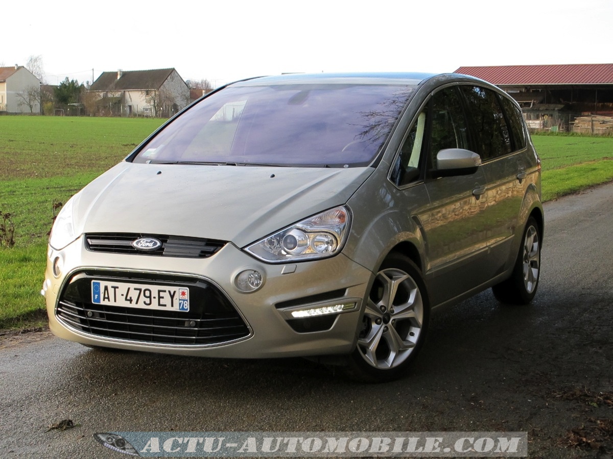 Essai Ford SMAX Titanium TDCI 163 Powershift photos