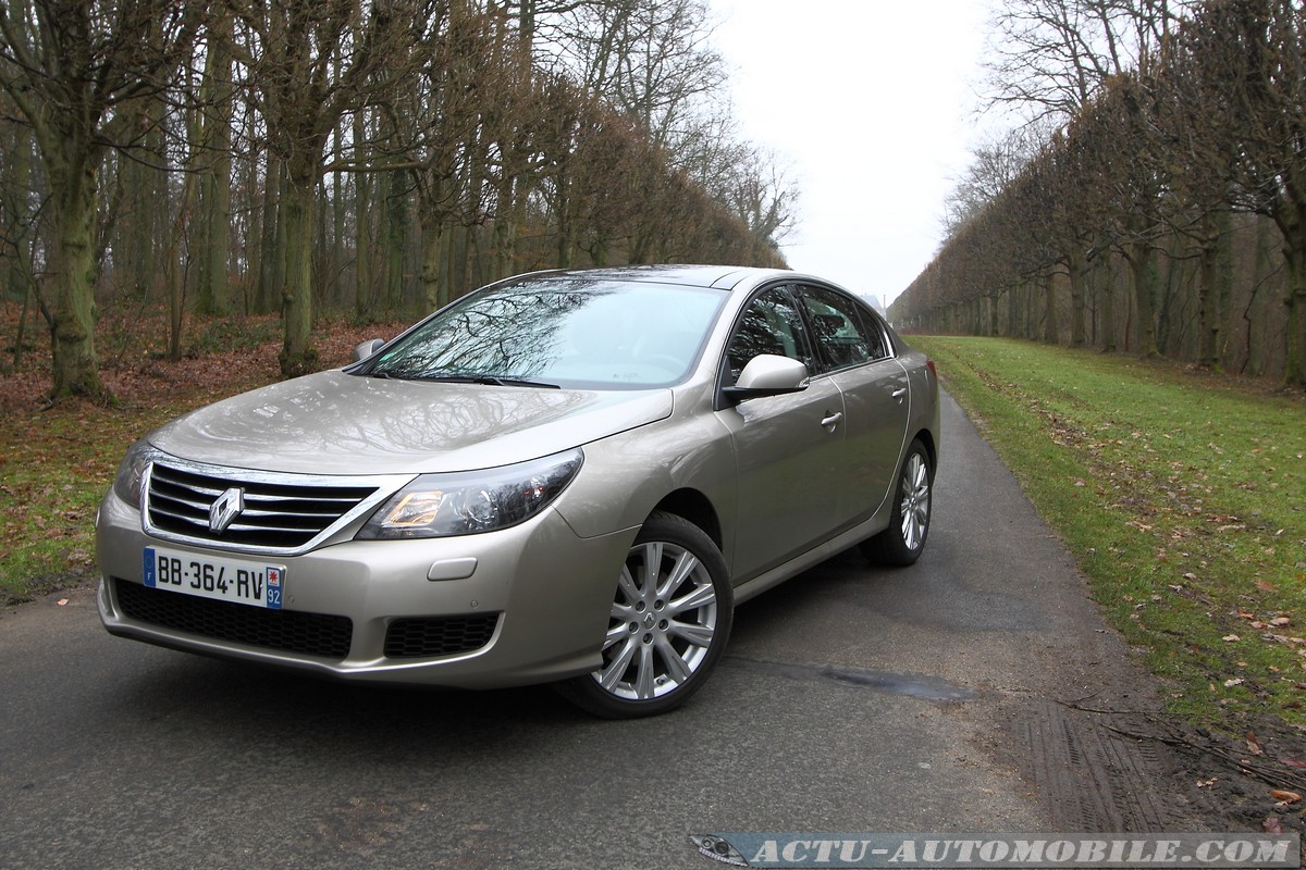 Renault latitude v6