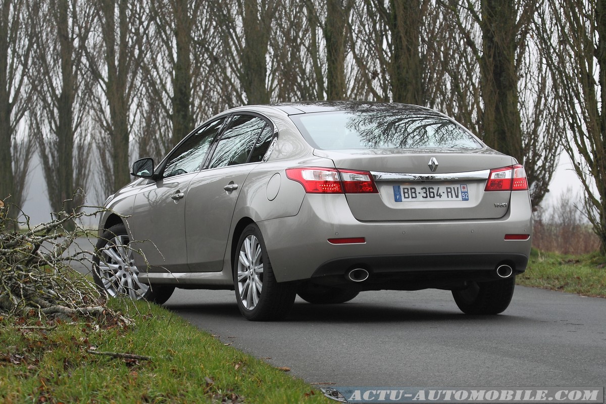 Renault latitude v6