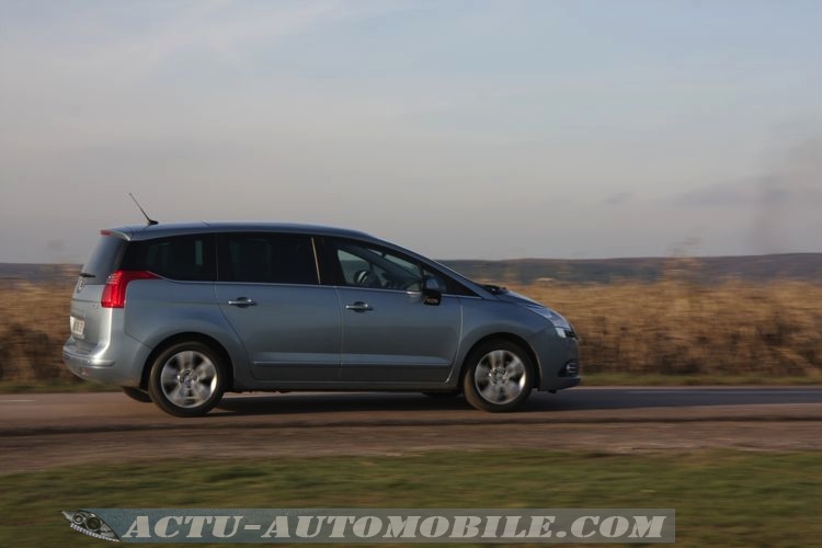 Essai-Peugeot-5008-HDI-150-Grand-C4-Picasso