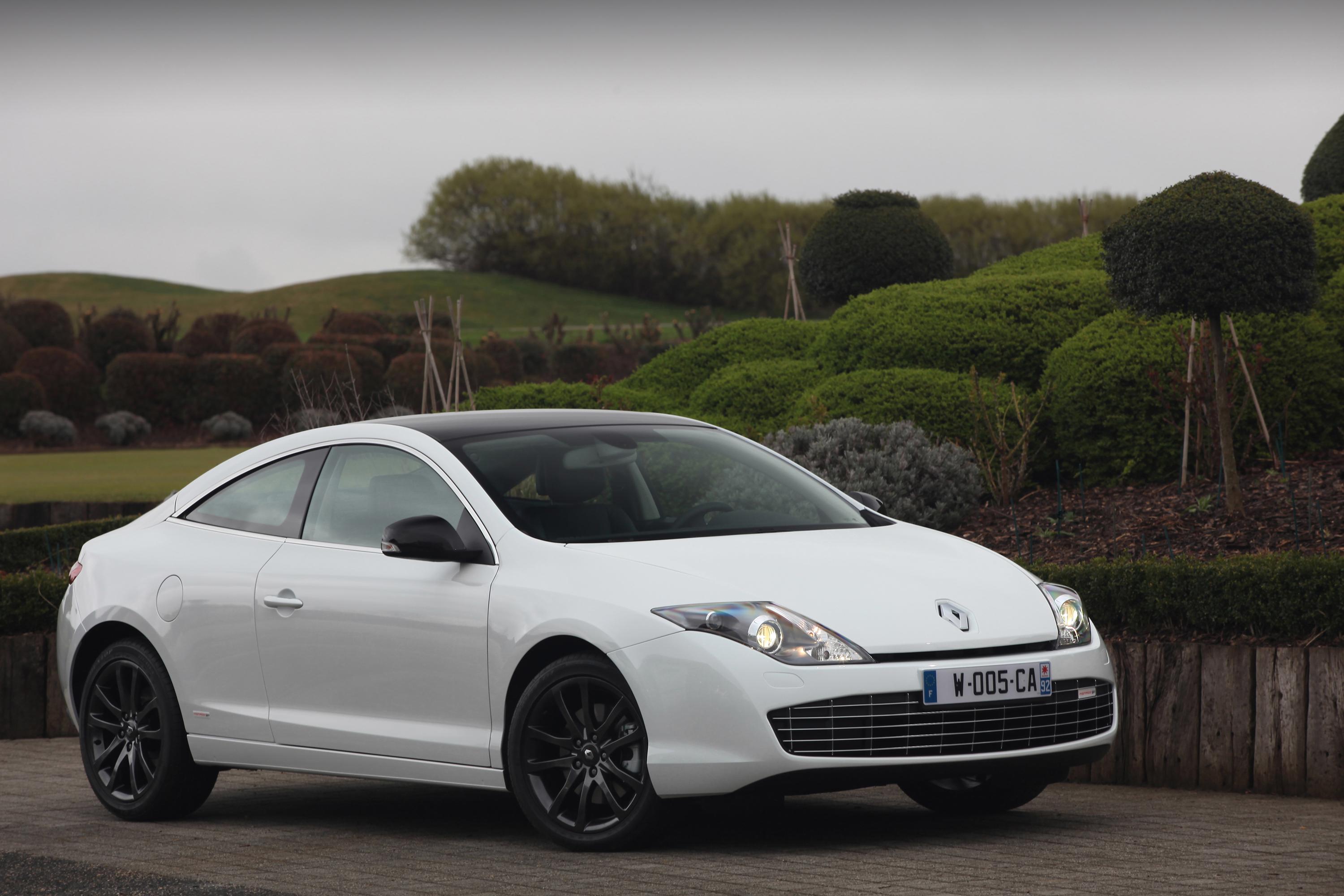 2010 Renault Laguna Coupe Monaco GP