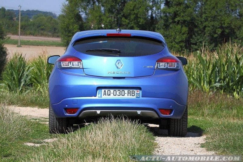 renault-megane-coupe-gt-17