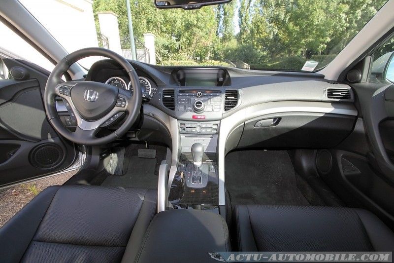 honda-accord-tourer-18