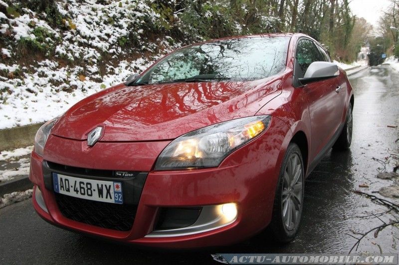 renault-megane-coupe-edc-12