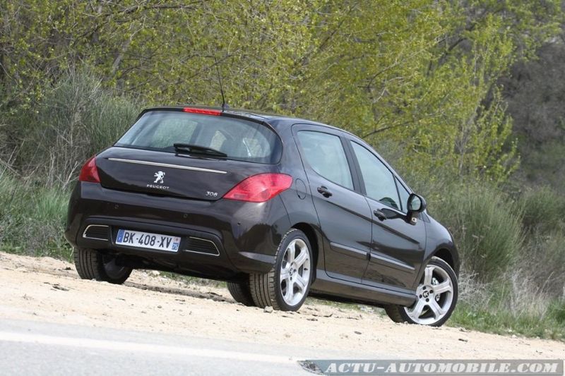 peugeot-308-restylee-09