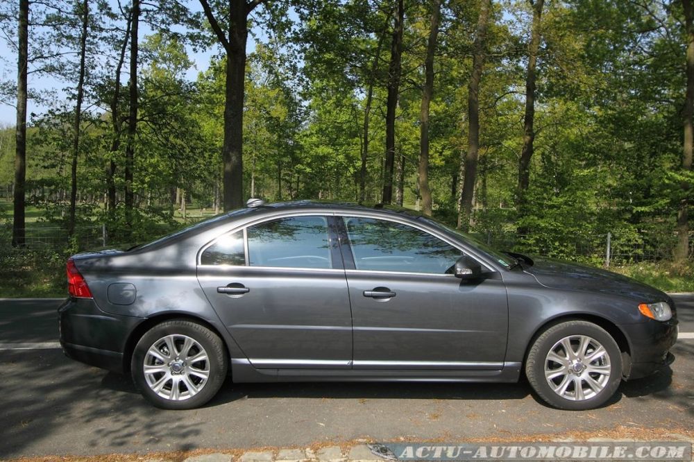 volvo-s80-d3-15