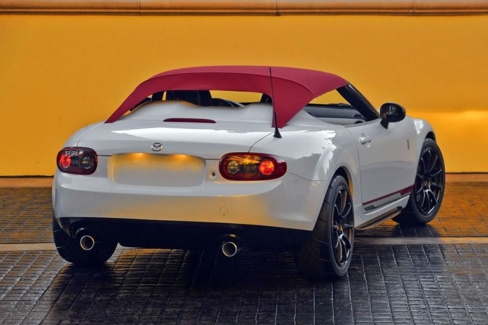 Mazda MX-5 Spyder