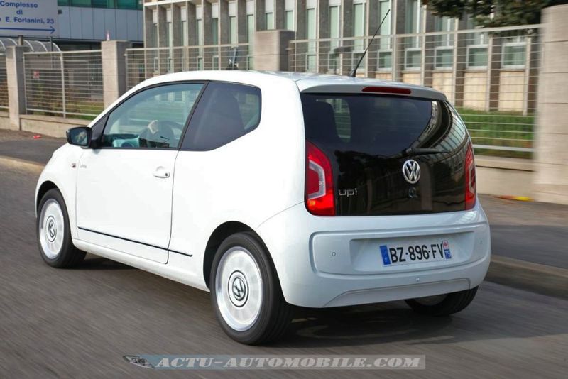VW_Up_04 Volkswagen Up ! 1.0 75 ch White Up
