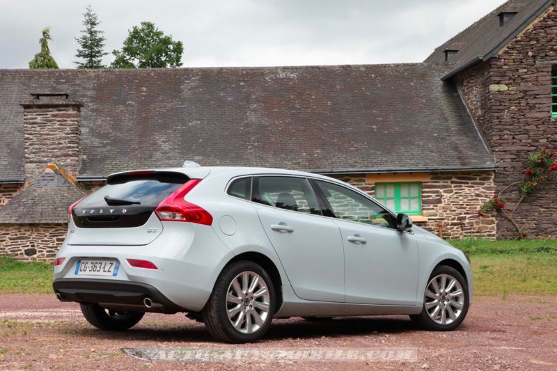 Volvo V40 Summum D3 150 BVM