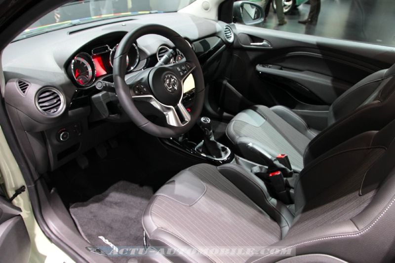 Opel Adam