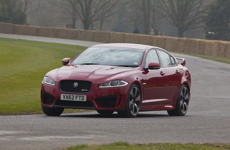 La Jaguar XFR-S en action à Goodwood