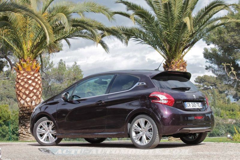 Peugeot 208 XY THP 155