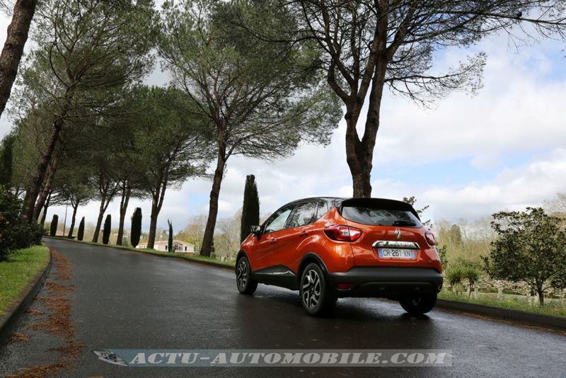 Renault Captur Initiale Paris