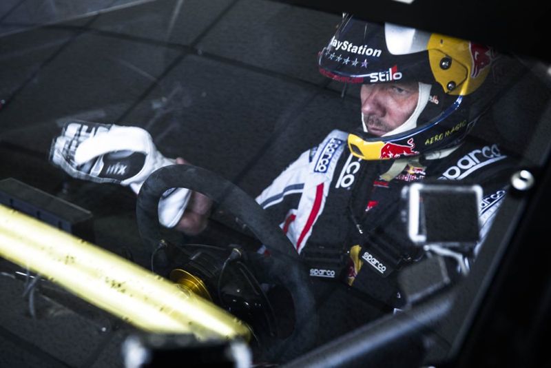 Sébastien Loeb et la Peugeot 208 T16
