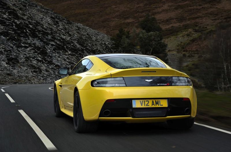 Aston Martin Vantage S