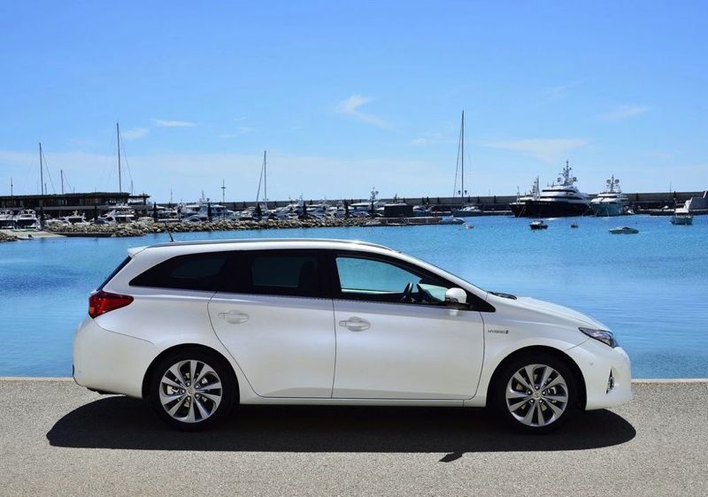 Toyota Auris Touring Sports