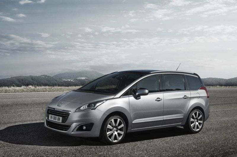 Peugeot 5008 2013