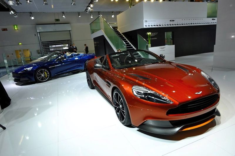 Aston Martin Vanquish Volante