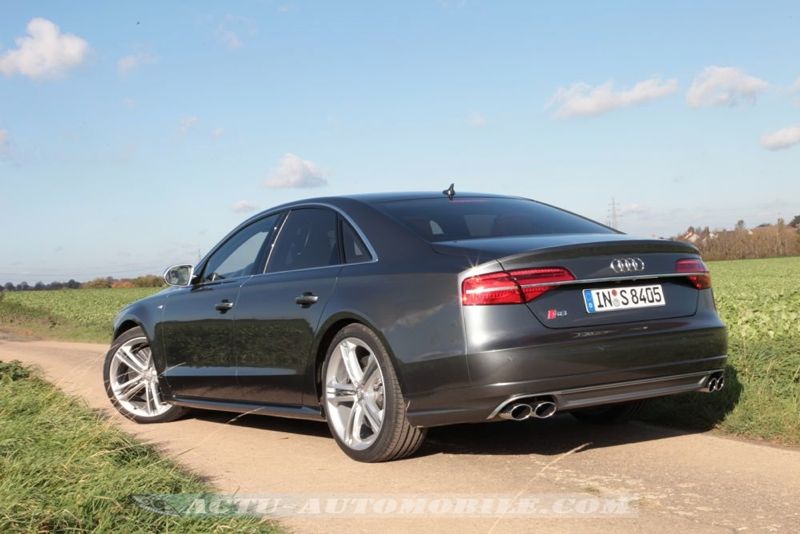 Audi S8