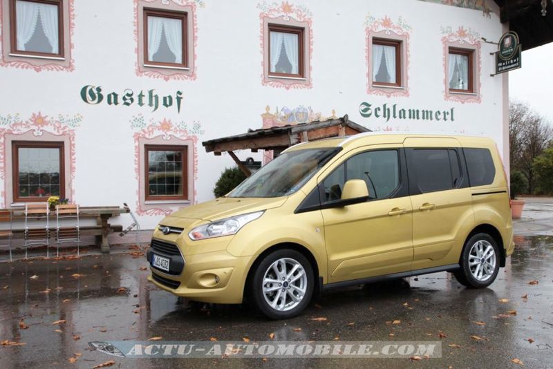 Ford Tourneo Connect 2013