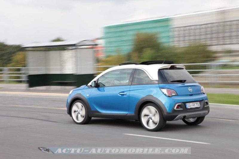 Opel Adam Rocks