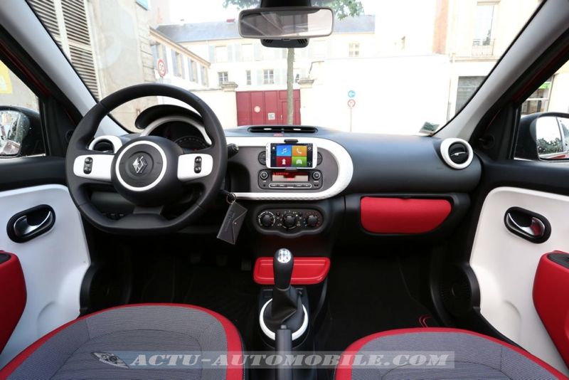 Planche de bord nouvelle Renault Twingo