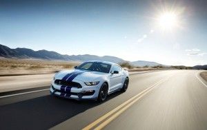 Mustang-Shelby-GT350-1