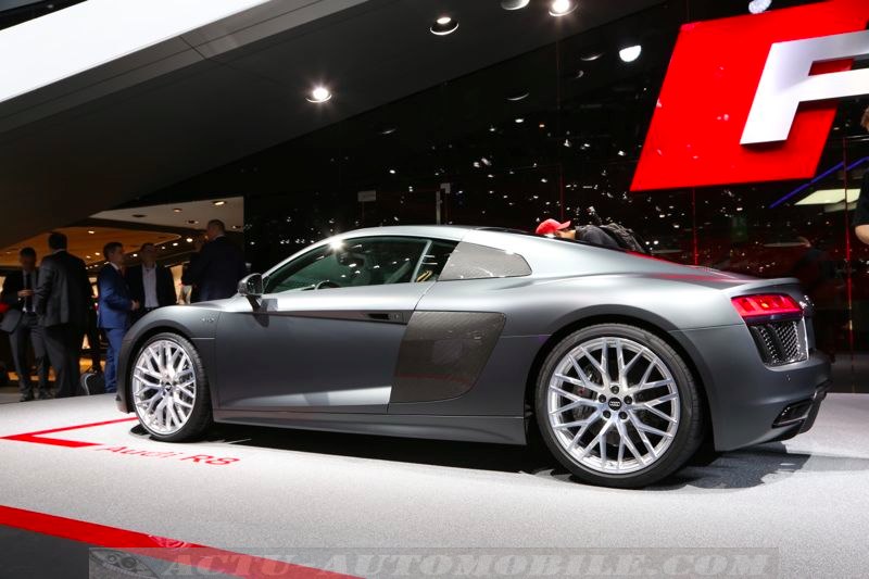 Audi R8 2015