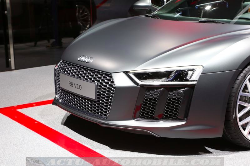 Audi R8 2015