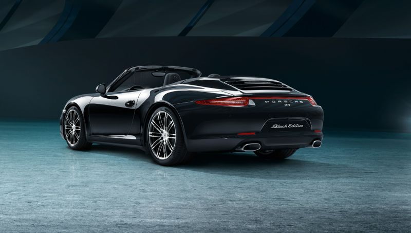 Porsche 911 Carrera Black Edition