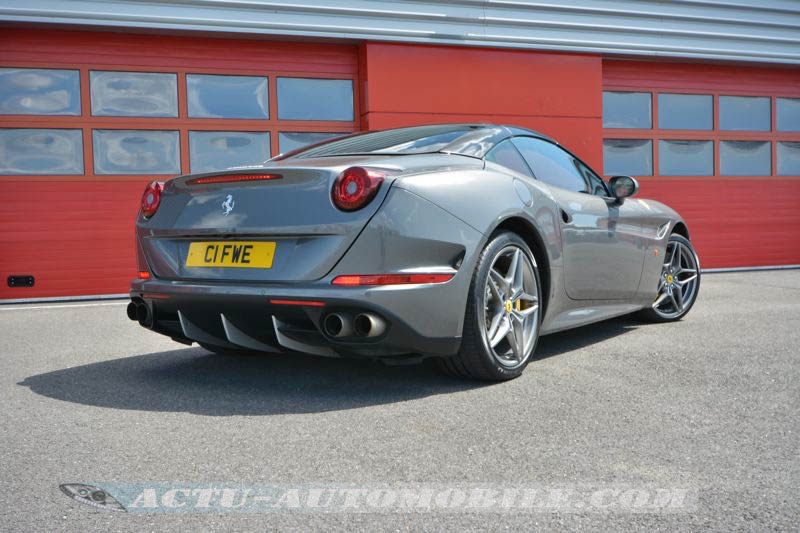 Essai Ferrari California T