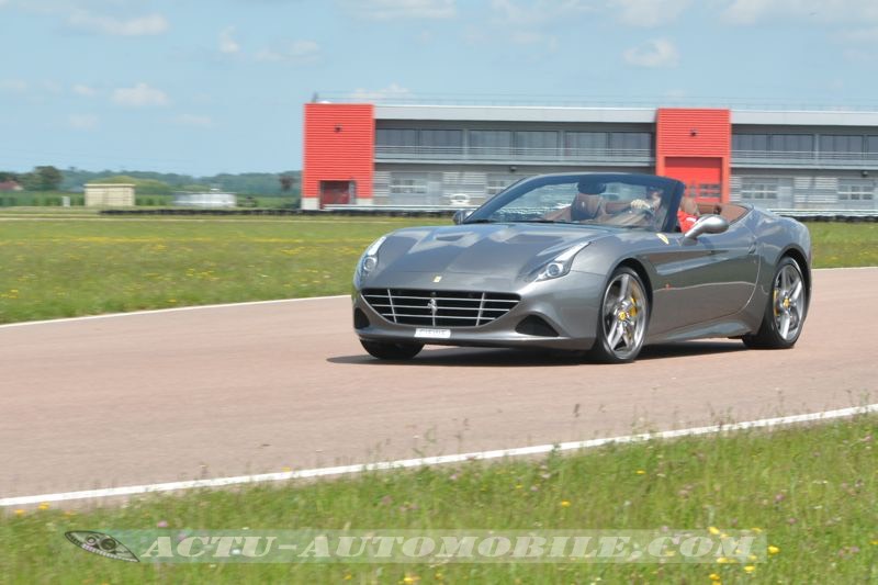 Essai Ferrari California T