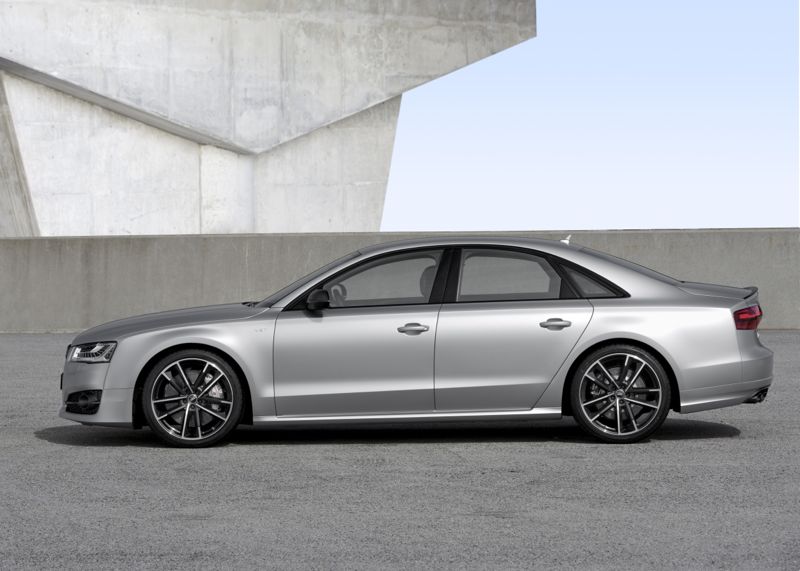 Audi S8 Plus