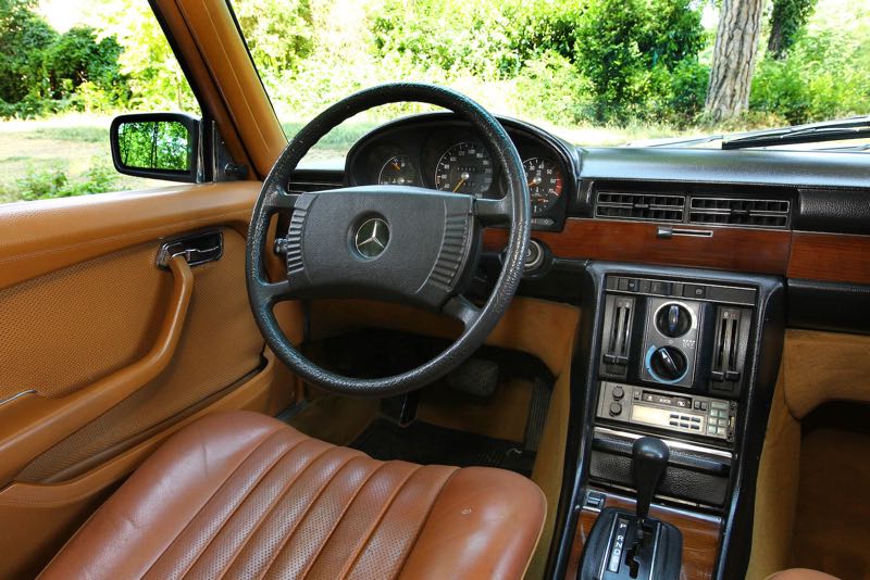 Mercedes 450 SEL de Claude François
